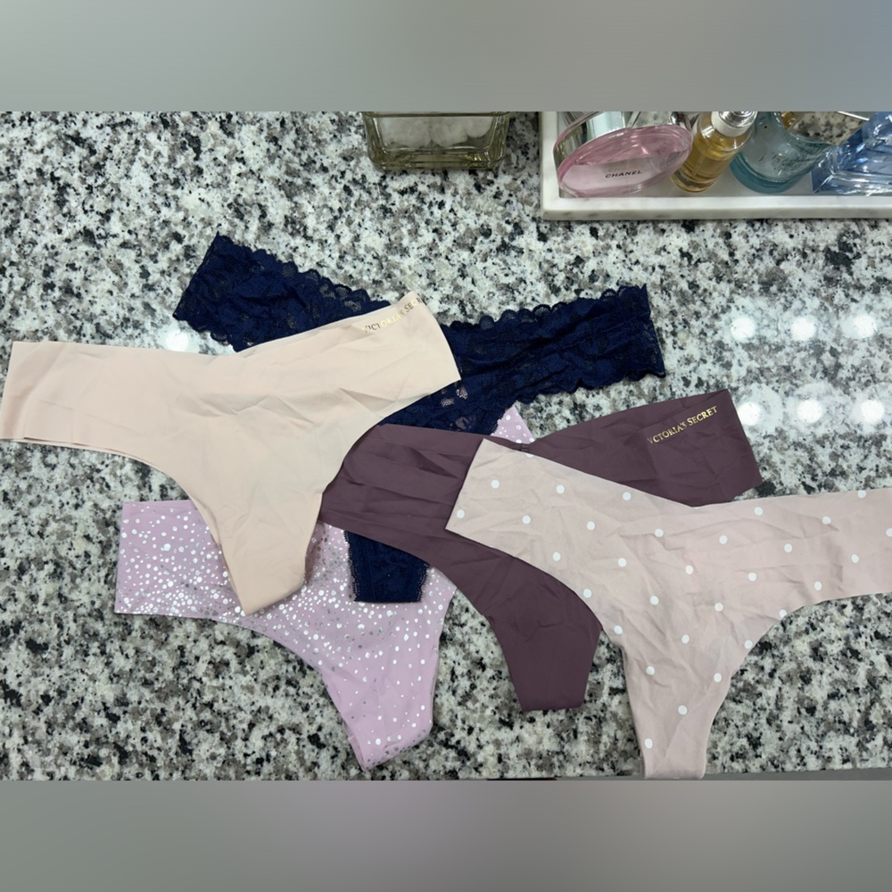 Victoria Secret 5 Pack Seamless Thong Set